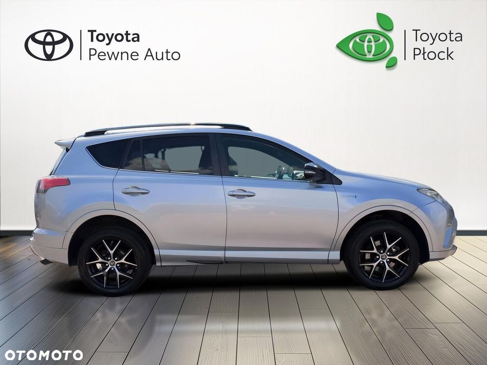 Toyota RAV4 - 8
