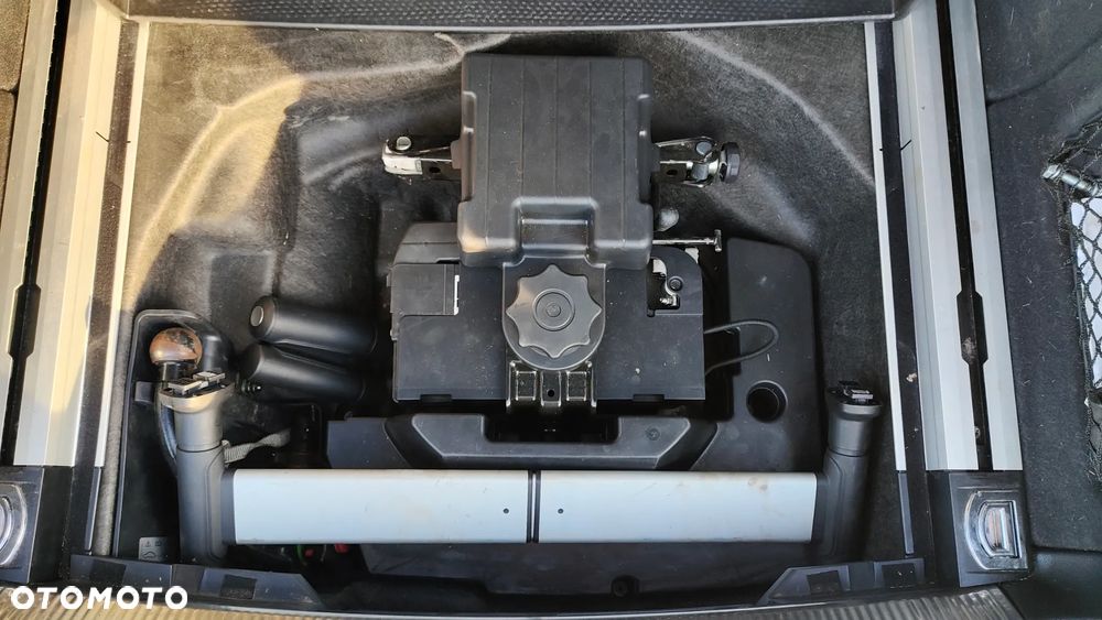 Audi A4 Avant 2.0 TDI Quattro S tronic - 19