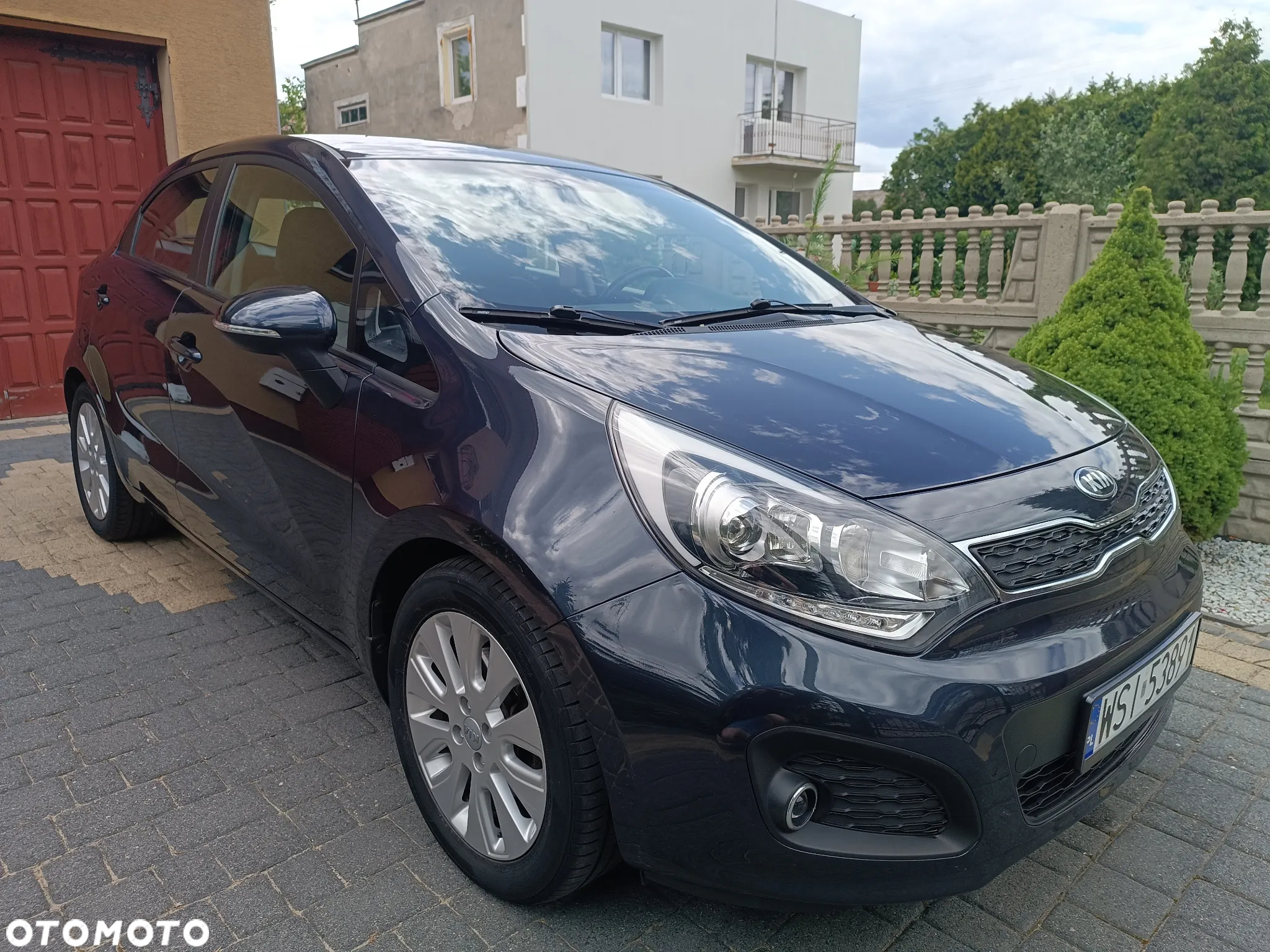 Kia Rio 1.4 L - 28