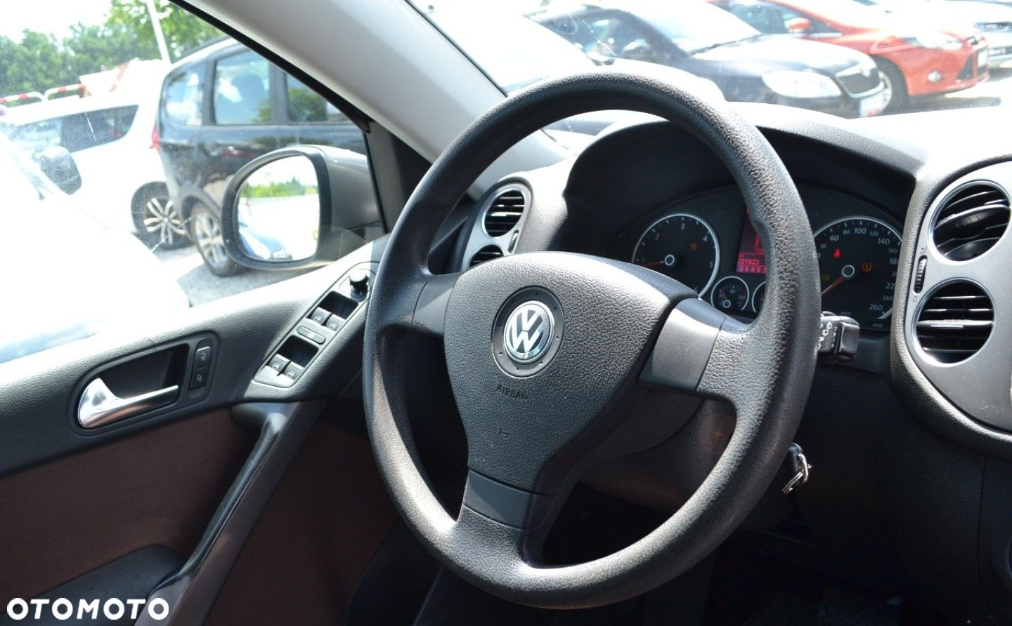 Volkswagen Tiguan 2.0 TDI 4Mot Track DSG - 33