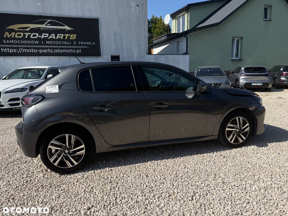 Peugeot 208 - 7