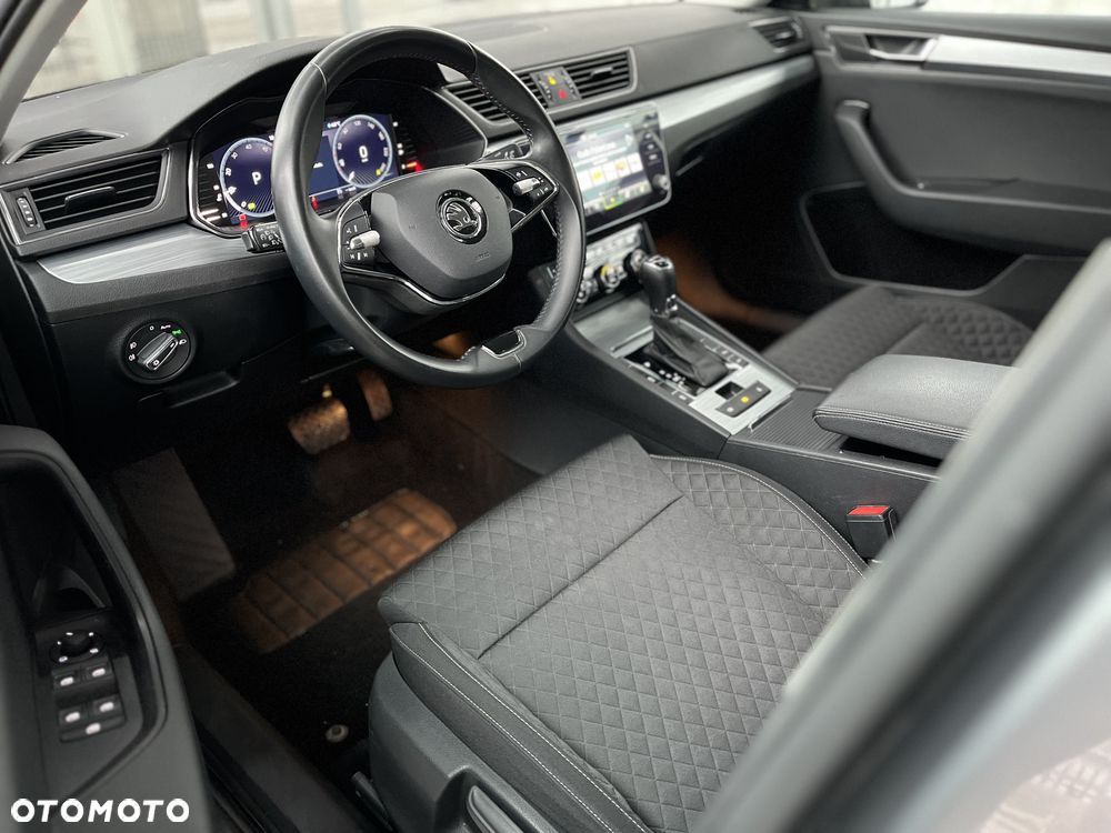 Skoda Superb 2.0 TDI SCR Ambition DSG - 18