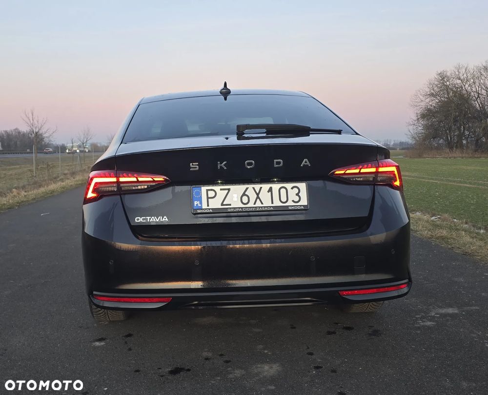 Skoda Octavia 1.5 TSI Selection - 10