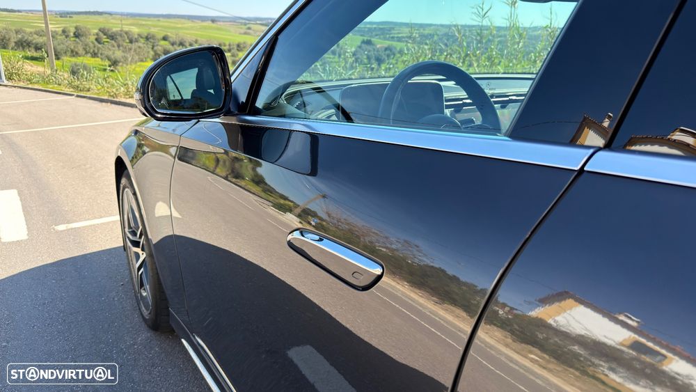 Mercedes-Benz E 300 - 13