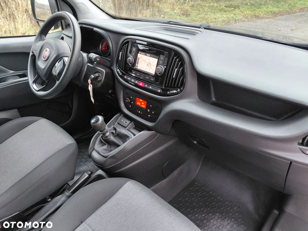 Fiat DOBLO - 22
