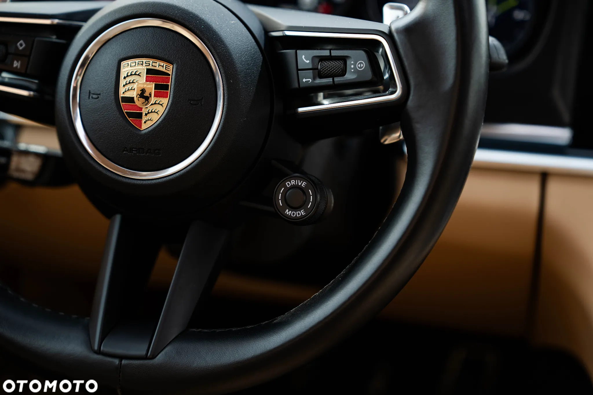 Porsche Panamera 4 E-Hybrid Platinum Edition - 22