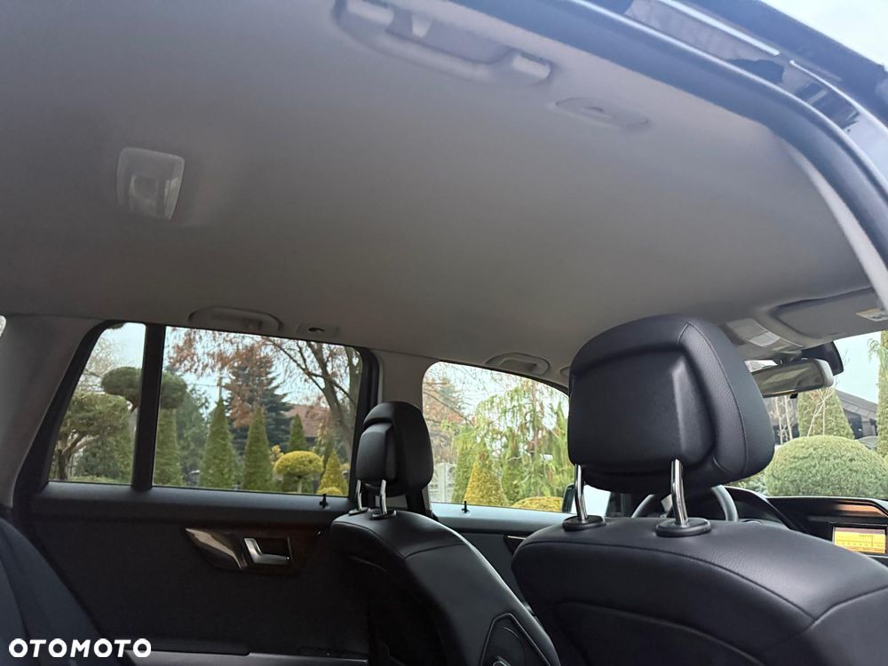 Mercedes-Benz GLK - 24