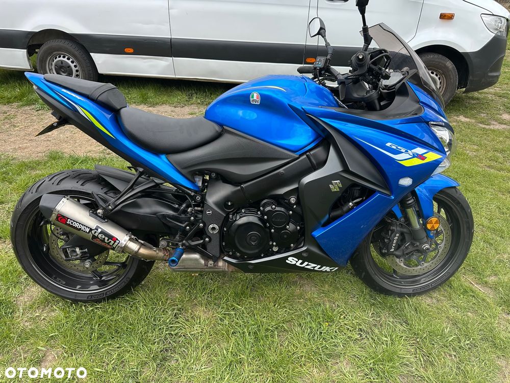 Suzuki GSX 1000 - 1