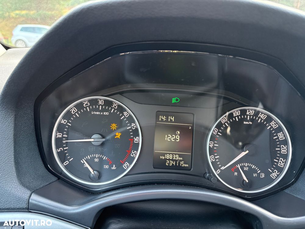 Skoda Octavia 1.6 TDI Classic - 6