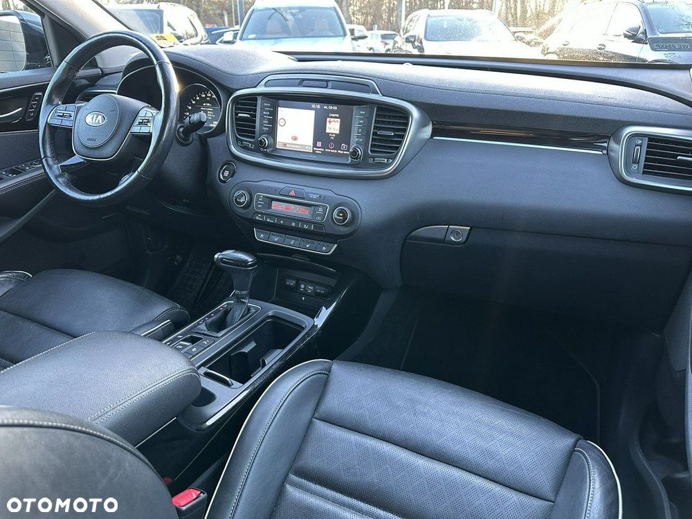 Kia Sorento - 26