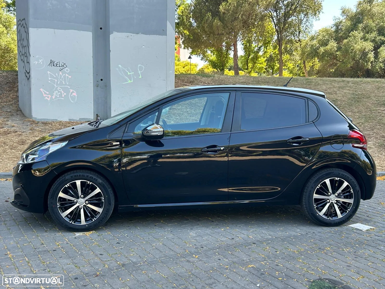 Peugeot 208 1.6 BlueHDi Style - 2