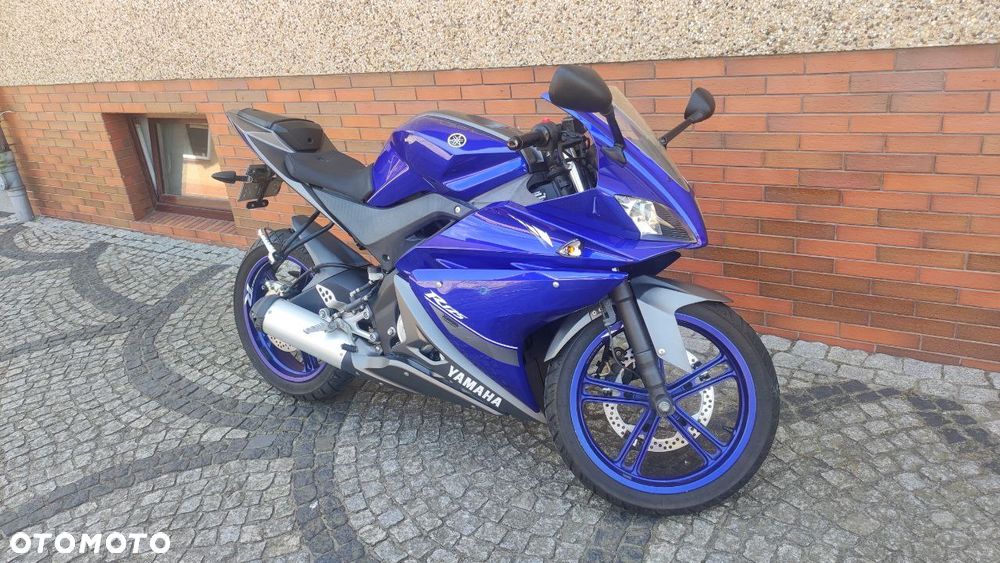 Yamaha YZF - 9