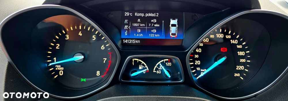 Ford Kuga - 16