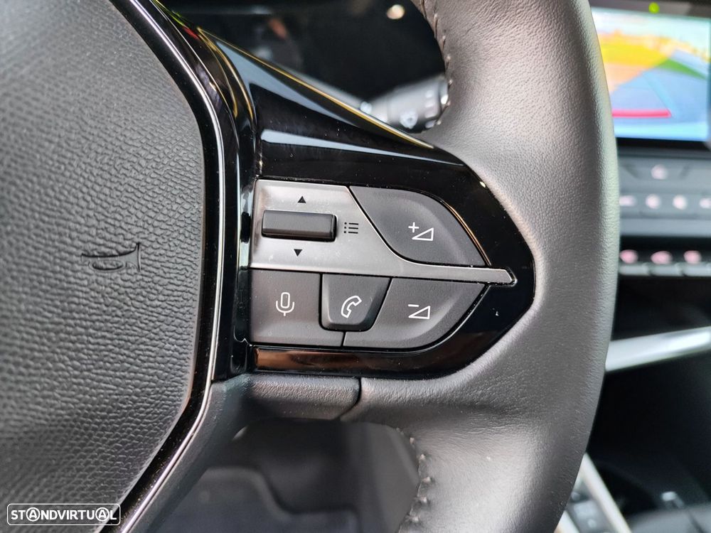 Peugeot 308 SW 1.2 PureTech Allure - 16