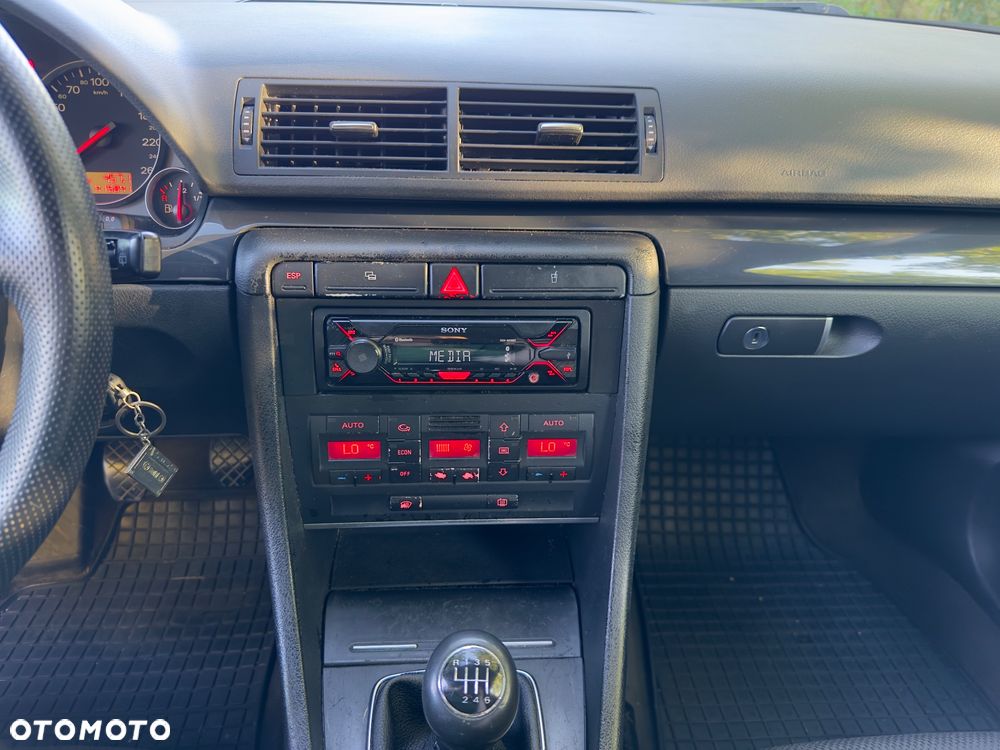 Audi A4 Avant 1.9 TDI - 10