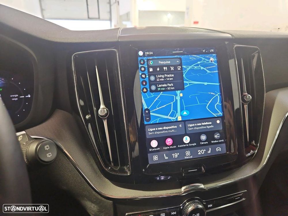 Volvo XC 60 2.0 T6 PHEV Black Edition - 7