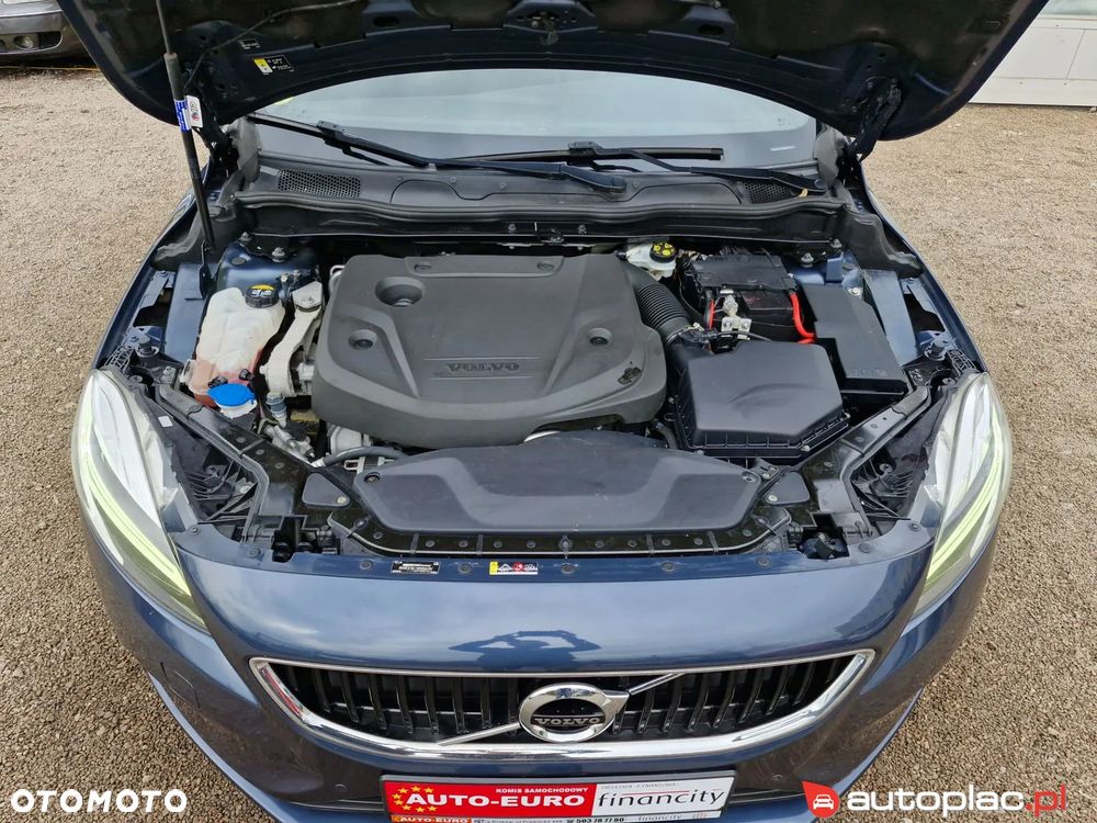 Volvo V40 D2 Momentum - 33