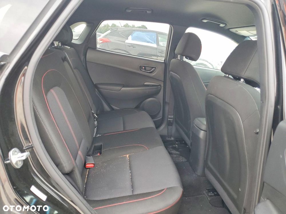 Hyundai Kona - 9