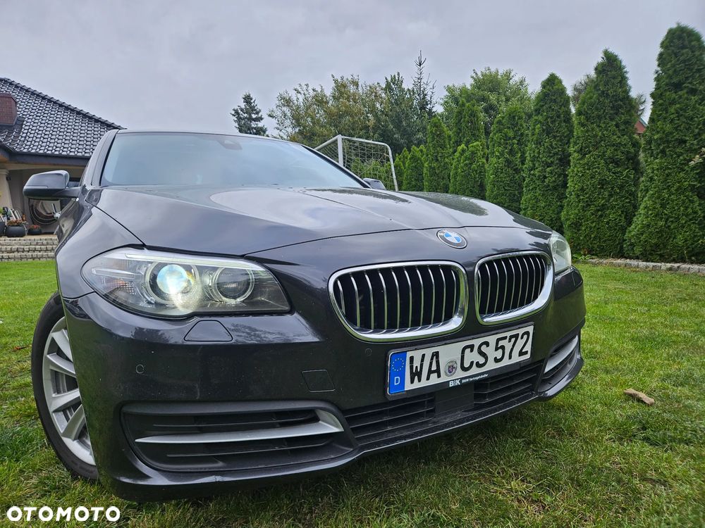 BMW Seria 5 520d xDrive Touring - 3