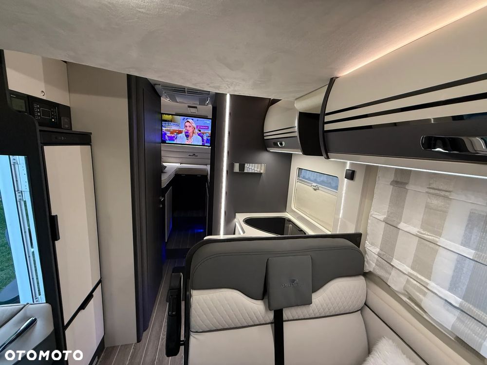 Roller Team 284 TL camper 5-osób salon Polska jak nowy! - 18