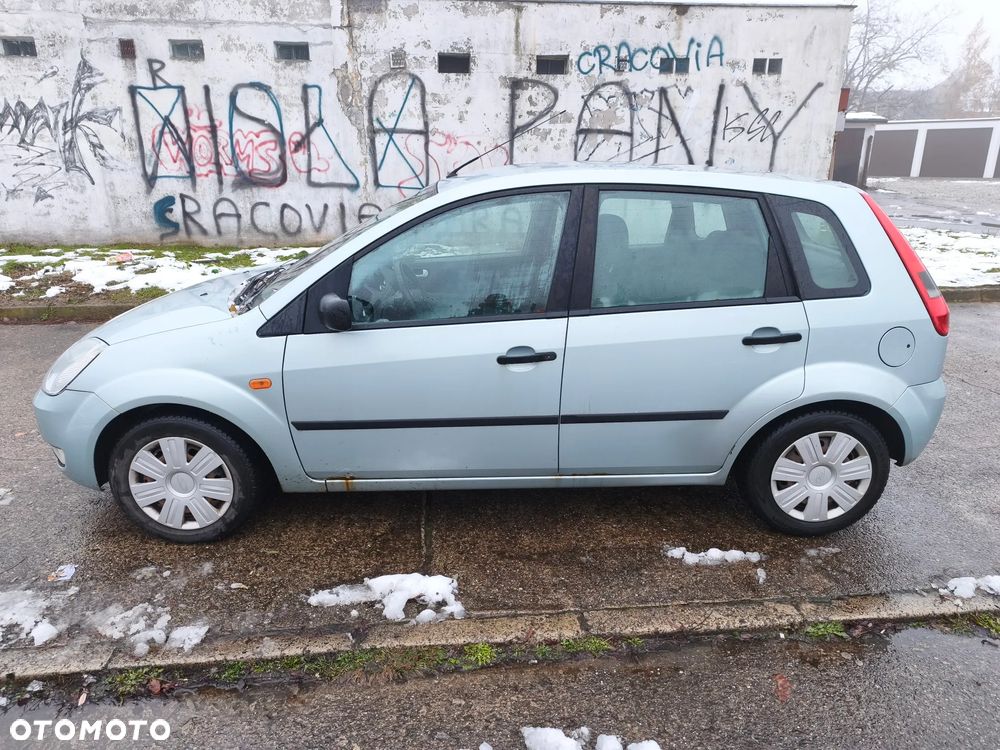 Ford Fiesta 1.4 - 7