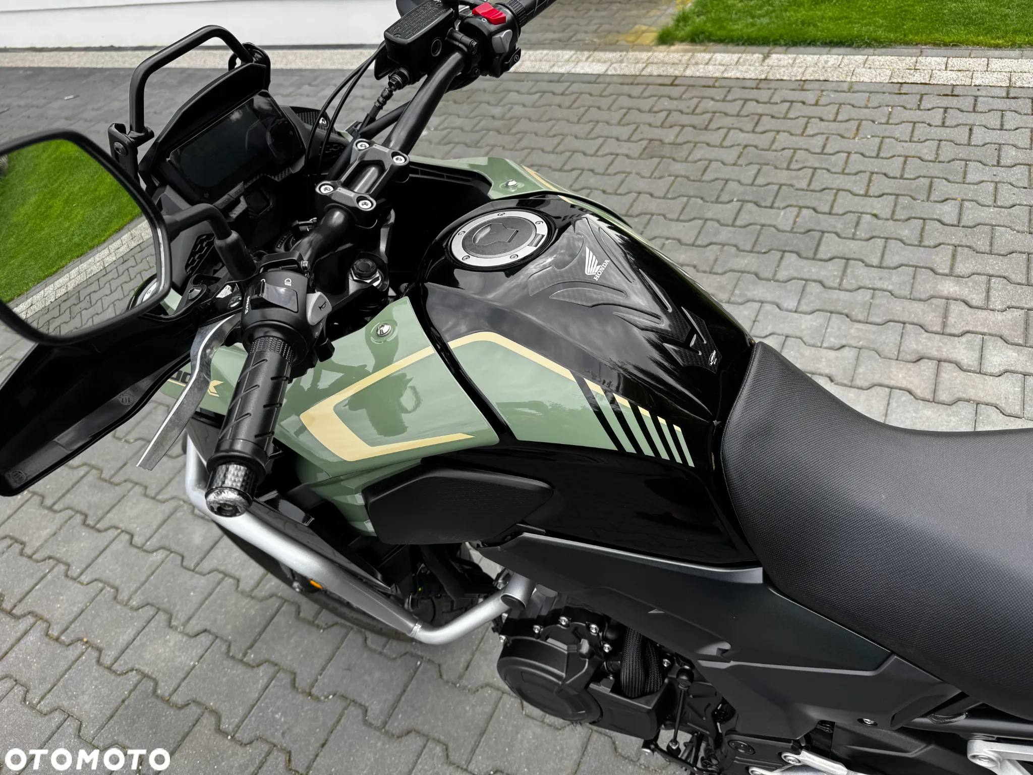 Honda CB - 30