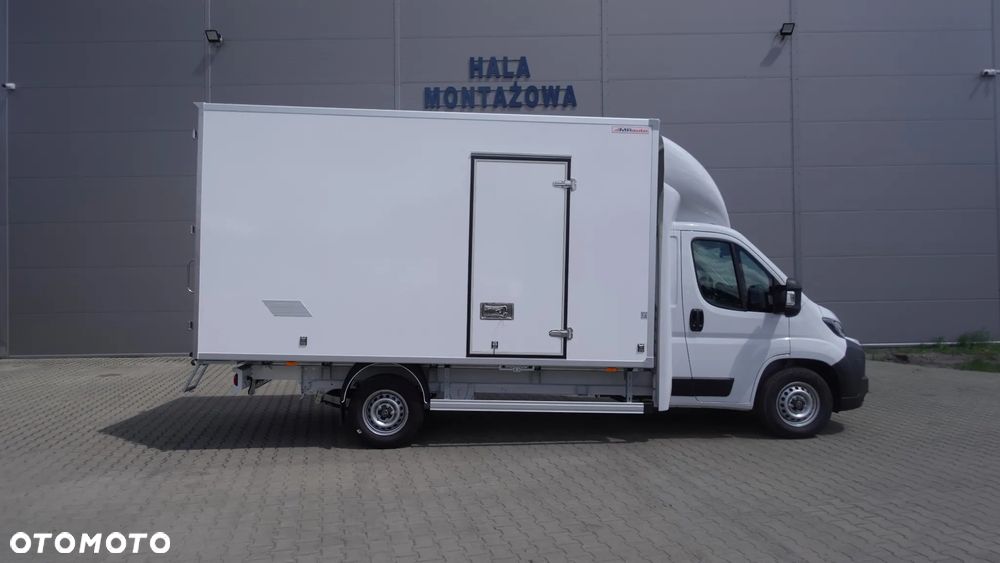 Toyota Proace Max Kontener - 3