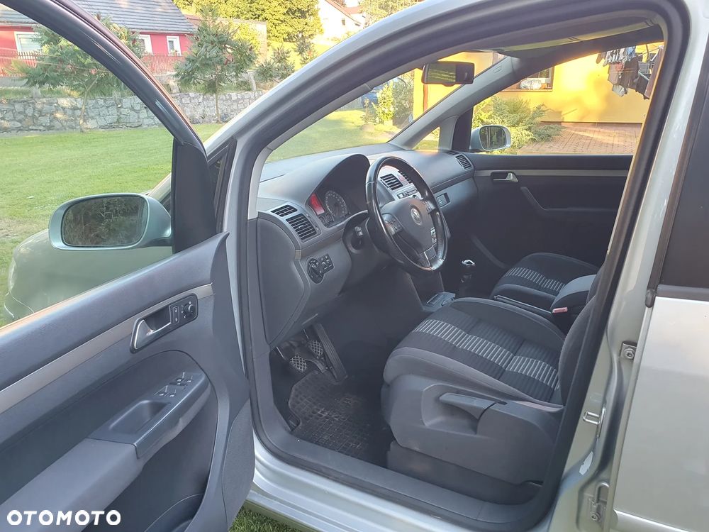 Volkswagen Touran 1.9 TDI DPF Blue Motion United - 7