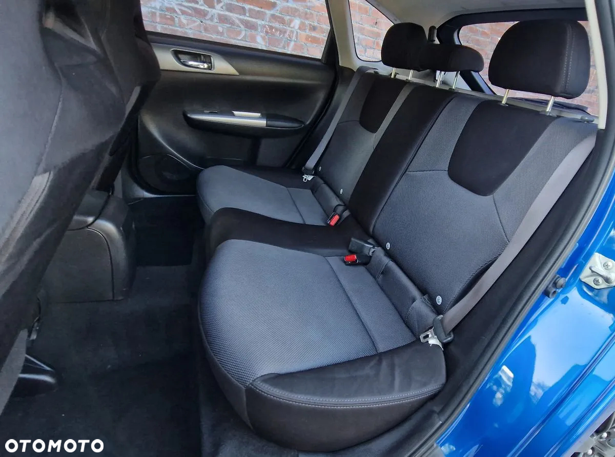 Subaru Impreza 2.0D Sport - 9