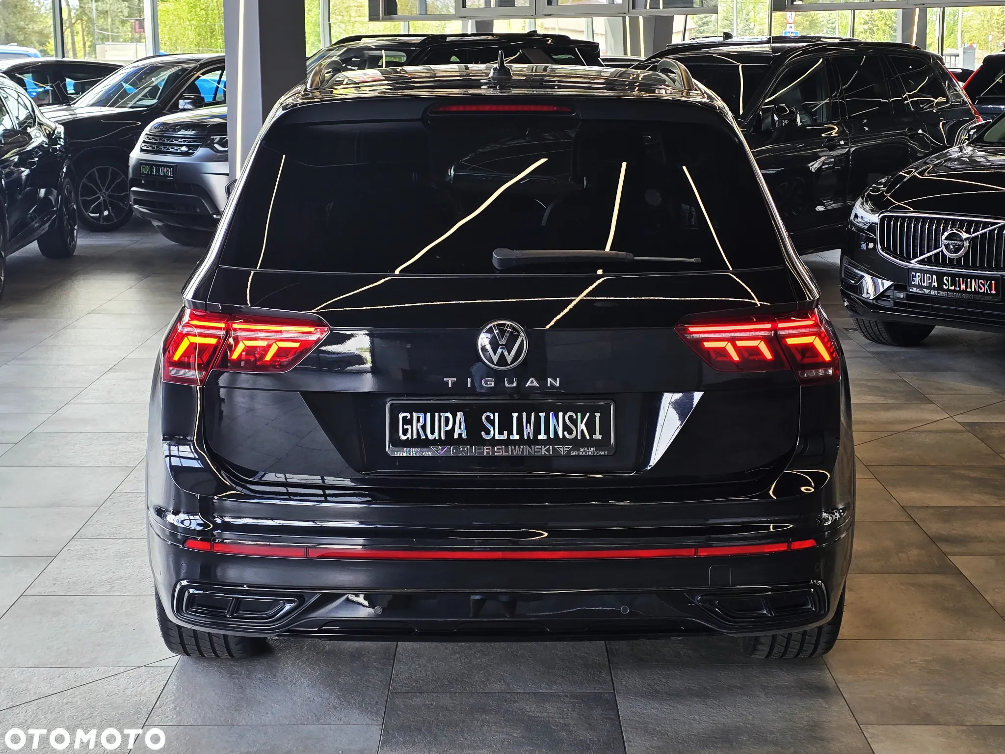 Volkswagen Tiguan 2.0 TDI SCR 4MOTION DSG R-Line - 8