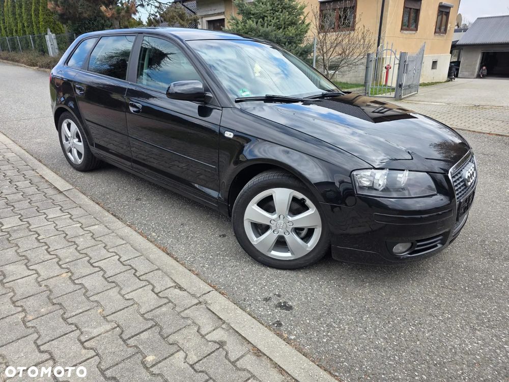 Audi A3 Sportback 2.0 FSI Ambiente - 25