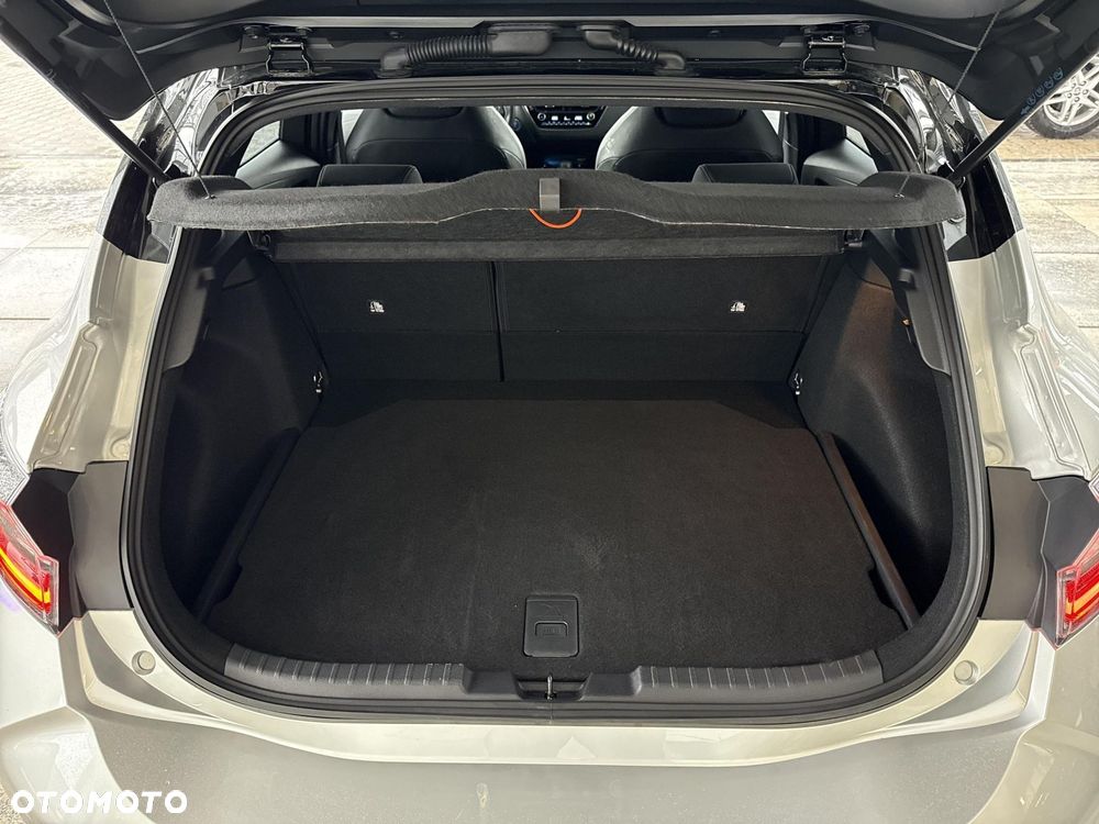 Toyota Corolla 2.0 Hybrid GR Sport - 13