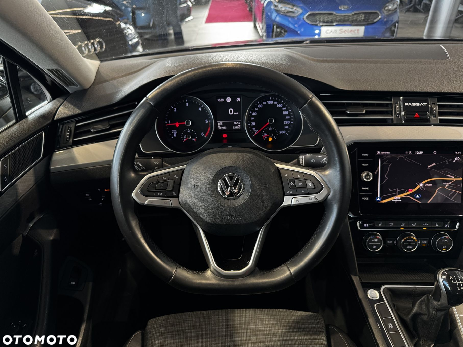 Volkswagen Passat - 17