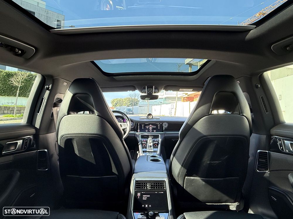 Porsche Panamera 4 S - 17