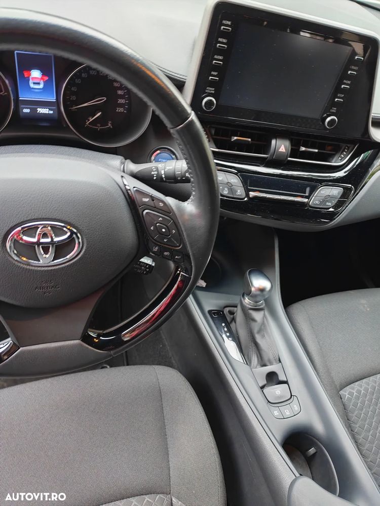 Toyota C-HR Hybrid Business-Edition - 13