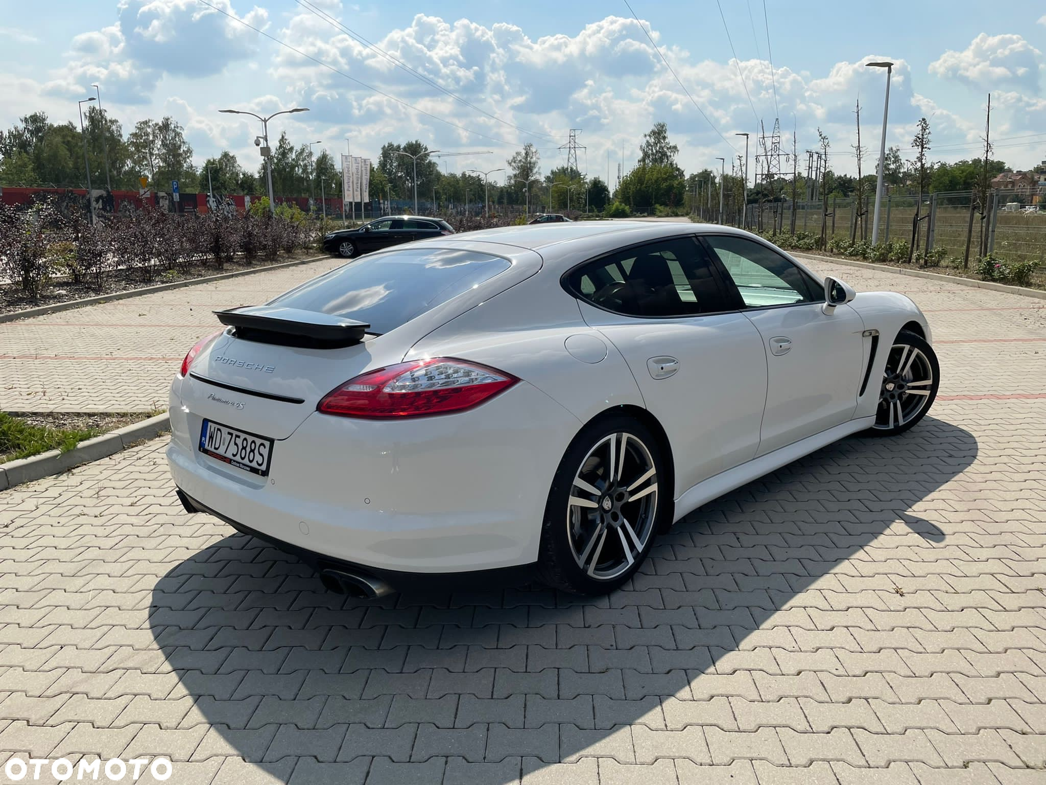 Porsche Panamera 4S - 4