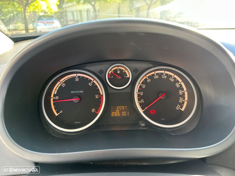 Opel Corsa 1.3 CDTI Enjoy EcoFLEX - 27