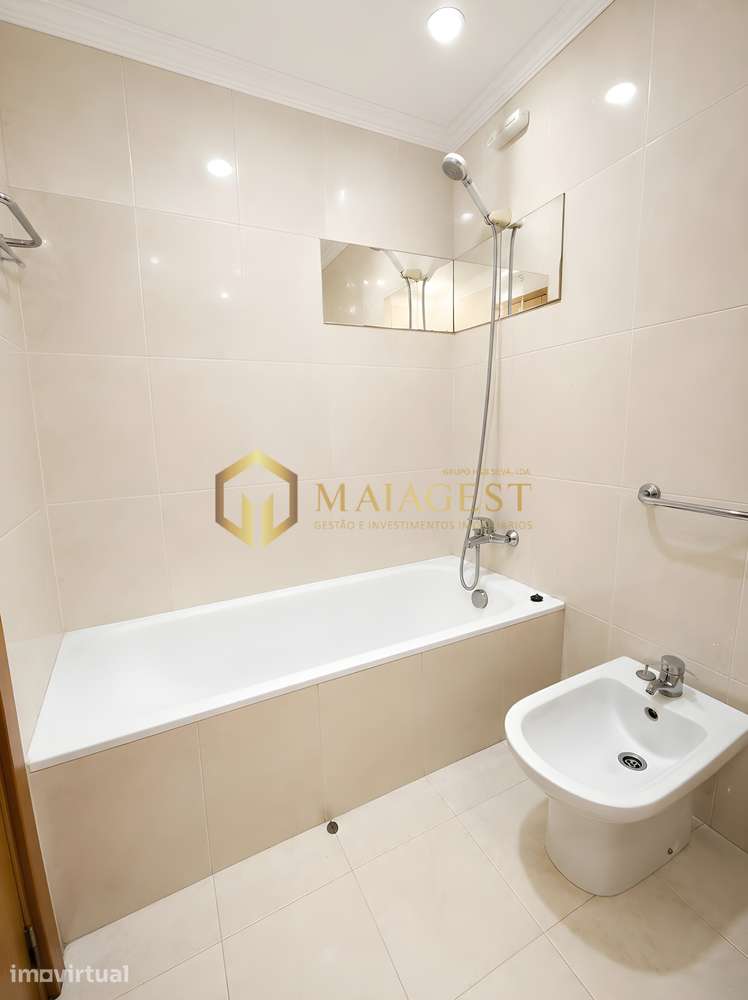 Apartamento T1 no Centro de S. Mamede de Infesta - Grande imagem: 3/8
