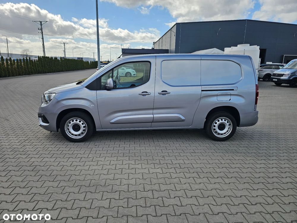 Opel COMBO - 13
