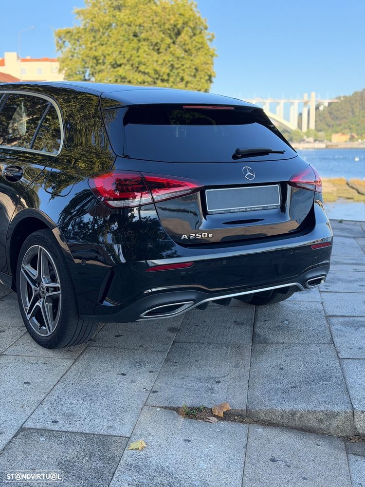 Mercedes-Benz A 250 e AMG Line — fotografia 8