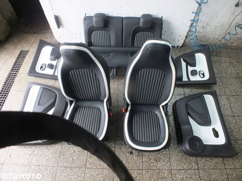 Fotele Kanapa Boczki Półskóra Renault Twingo III E-TECH - 2