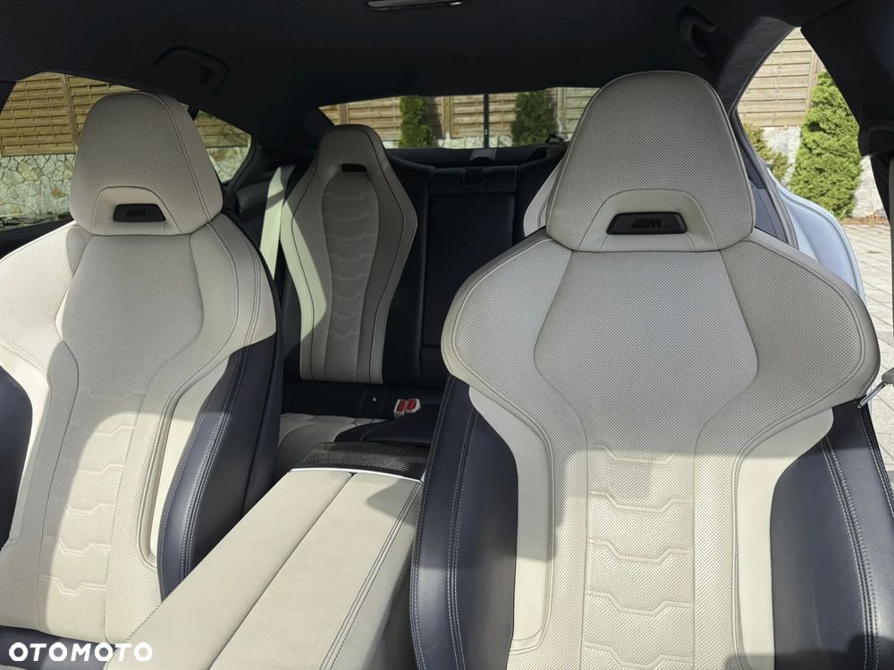 BMW Seria 8 - 15