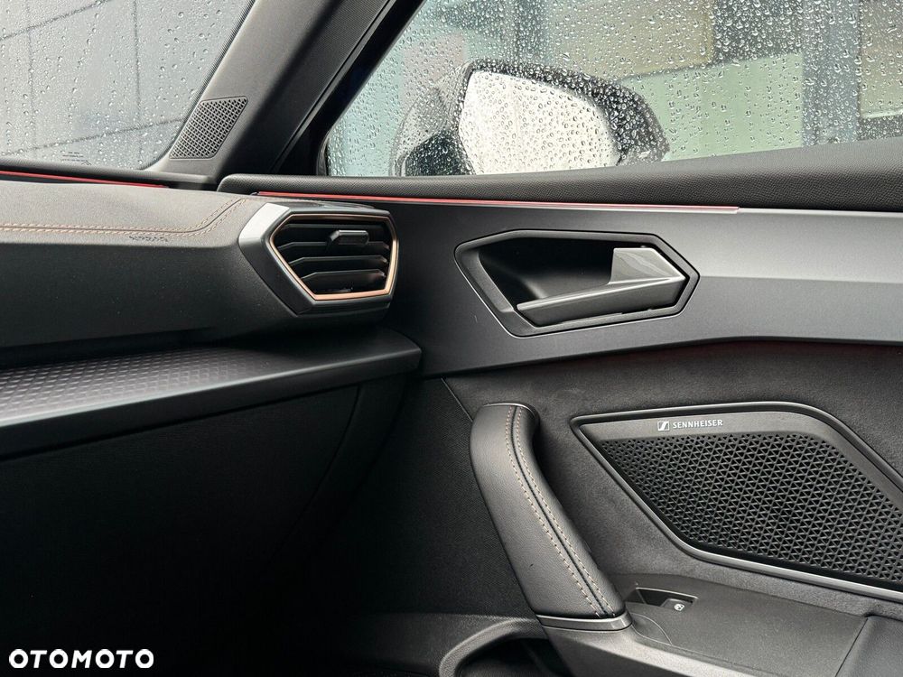 Cupra Leon Sportstourer 2.0 TSI 4Drive VZ DSG - 34