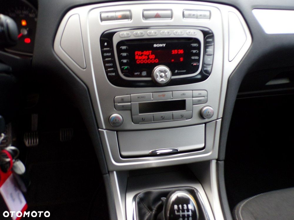 Ford Mondeo - 21