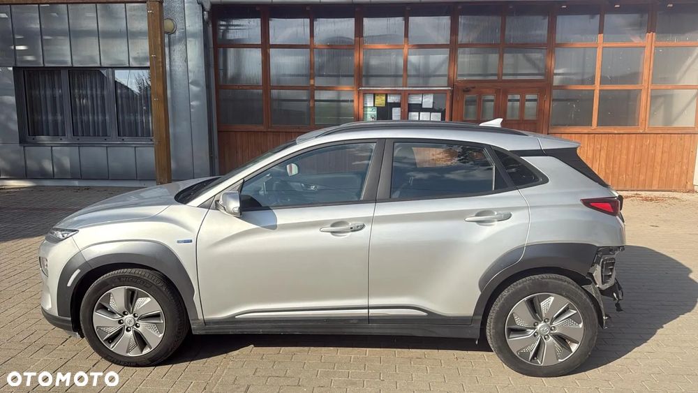 Hyundai Kona - 27