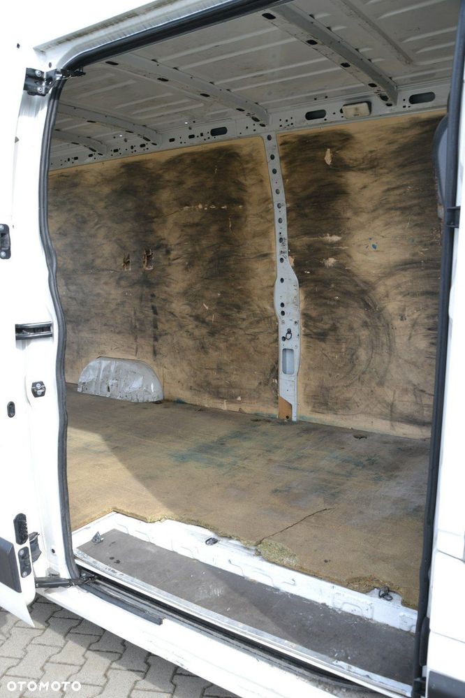 Renault Master - 22