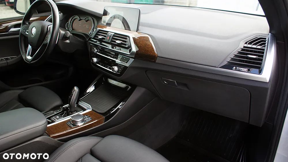 BMW X3 xDrive30i GPF Advantage sport - 13