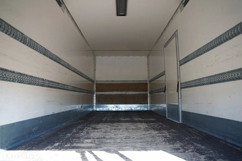 Mercedes-Benz ATEGO 1218 / 4X2 / CONTAINER / DHOLLANDIA LIFT - 1.500 KG / ROLLER - 20