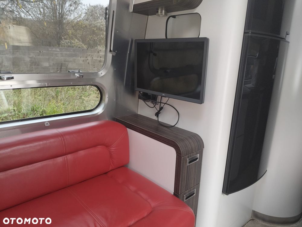 Airstream International 604 Przyczepa Kempingowa Super Stan - 8