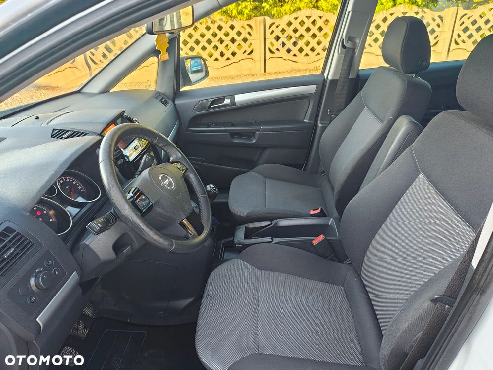 Opel Zafira 1.7 CDTI ecoFLEX Family - 15